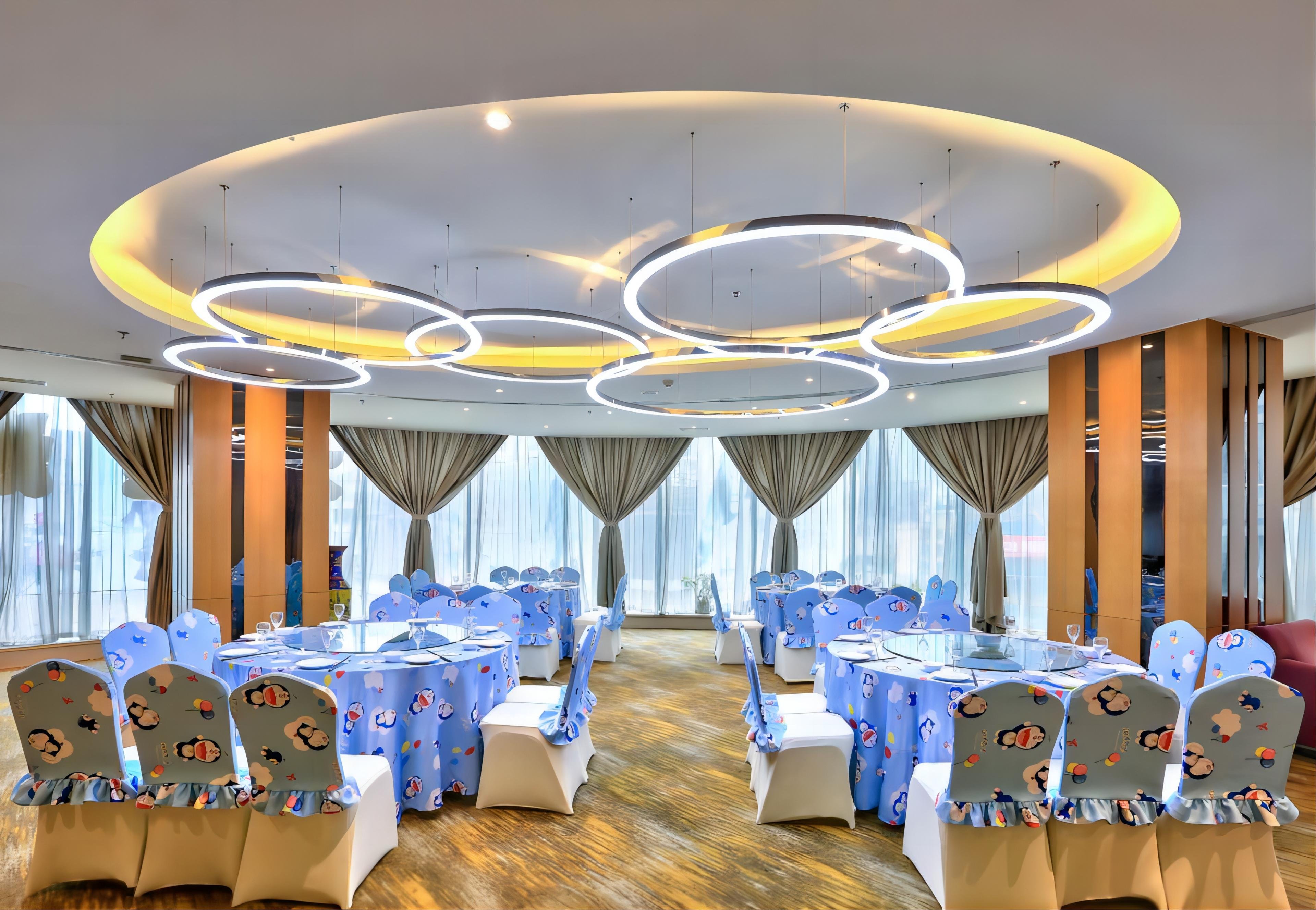 holiday inn express dalian city centre by ihg