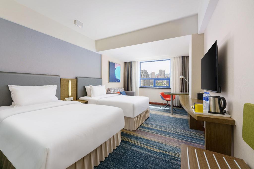 holiday inn express dalian city centre by ihg