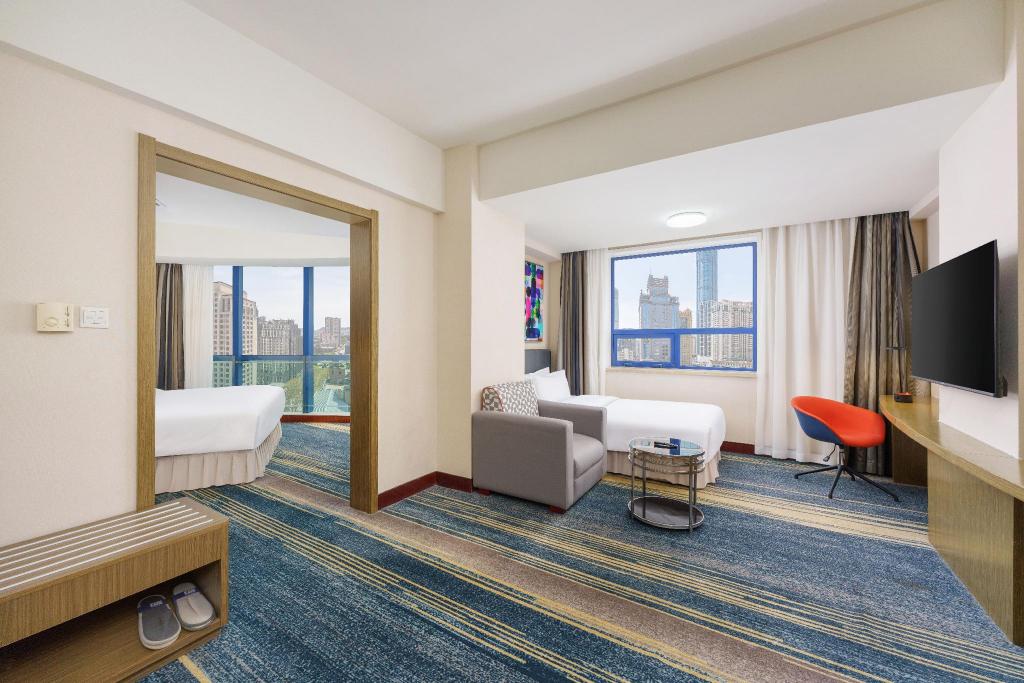 holiday inn express dalian city centre by ihg
