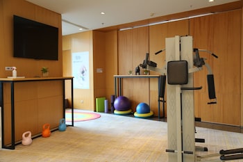 Holiday Inn Express Dalian City Centre By Ihg,Zhong Shan>>Dalian,4 star