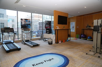 Holiday Inn Express Dalian City Centre By Ihg,Zhong Shan>>Dalian,4 star