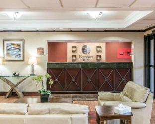 Comfort Inn Near Greenfield Village,Dearborn Heights>>Dearborn,3 star