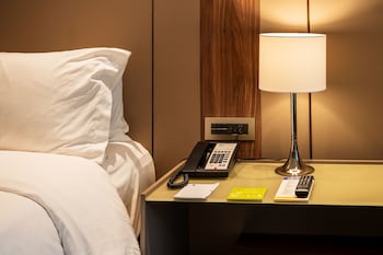 camino real fashion drive monterrey