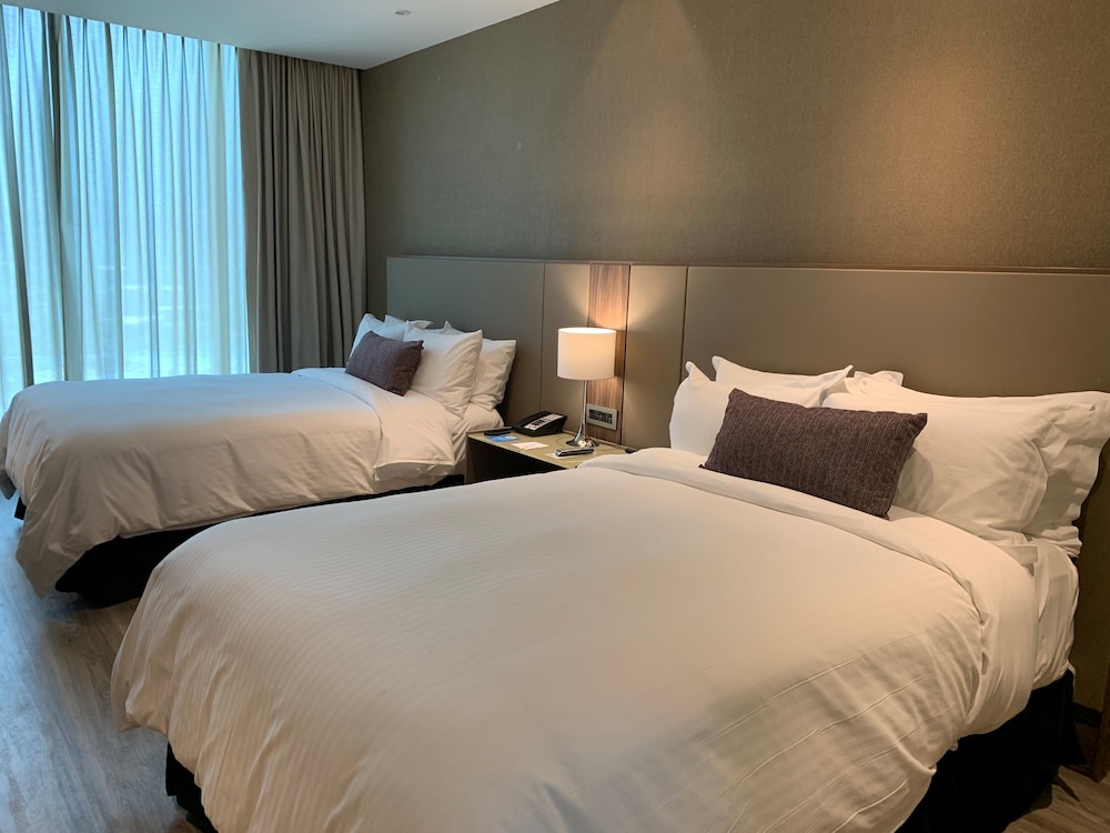 camino real fashion drive monterrey