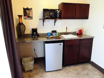 tuscan springs hotel and spa