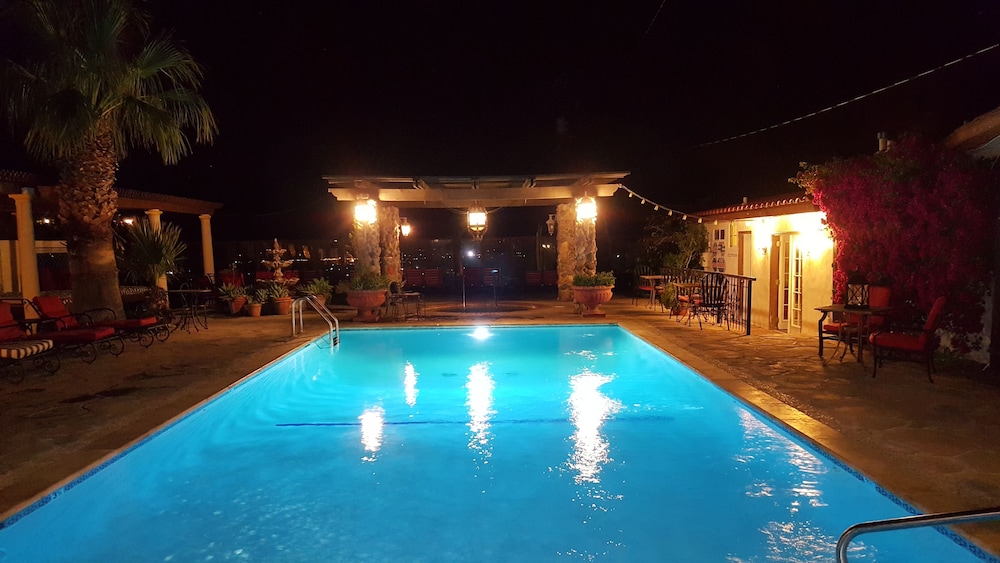 tuscan springs hotel and spa