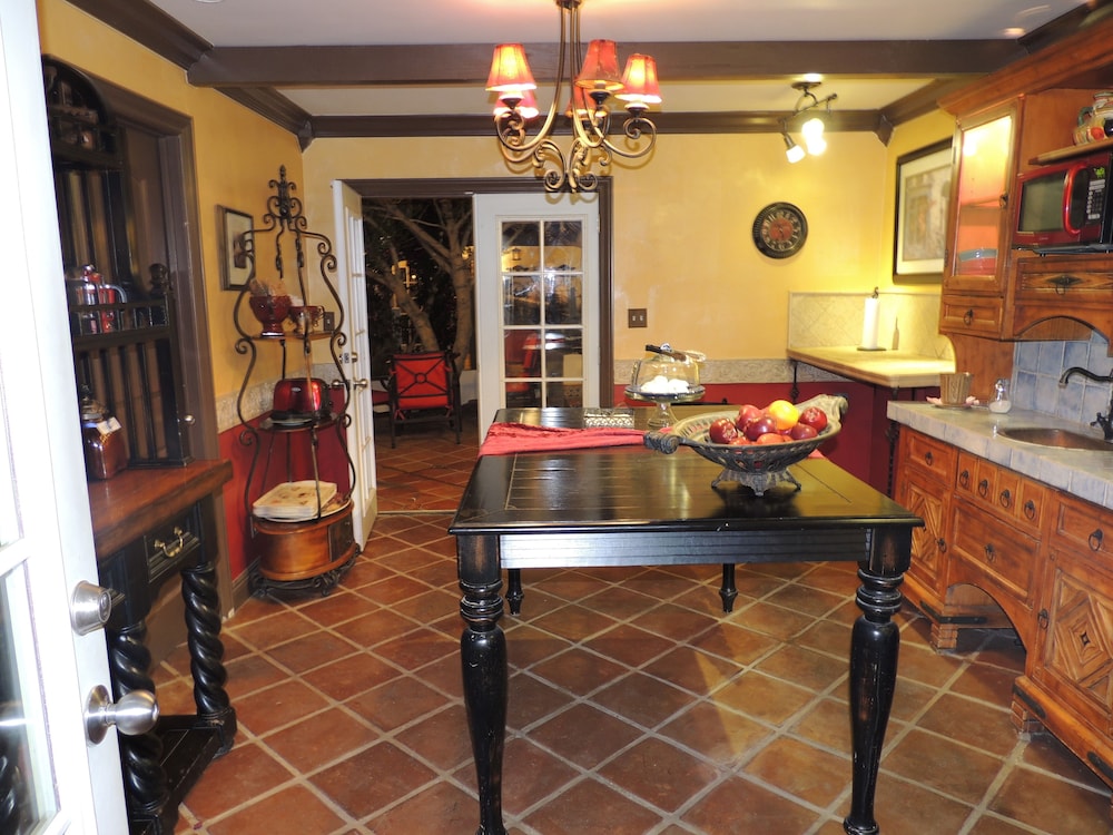 tuscan springs hotel and spa