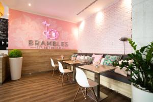 citadines metro central hotel apartments dubai