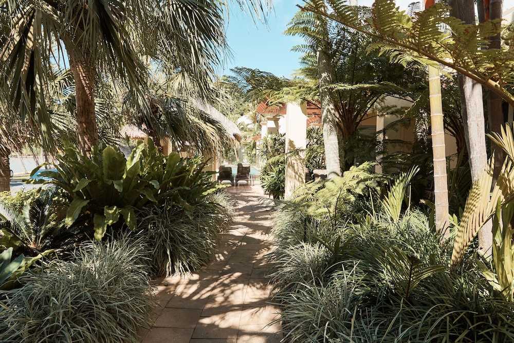 sea change beachfront apartments