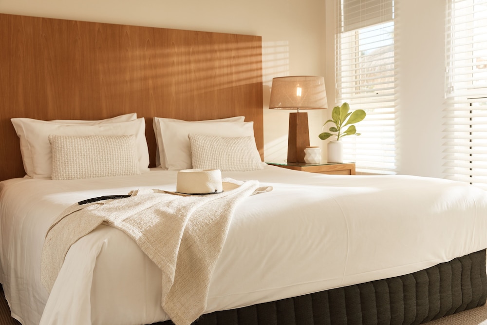 sea change beachfront apartments