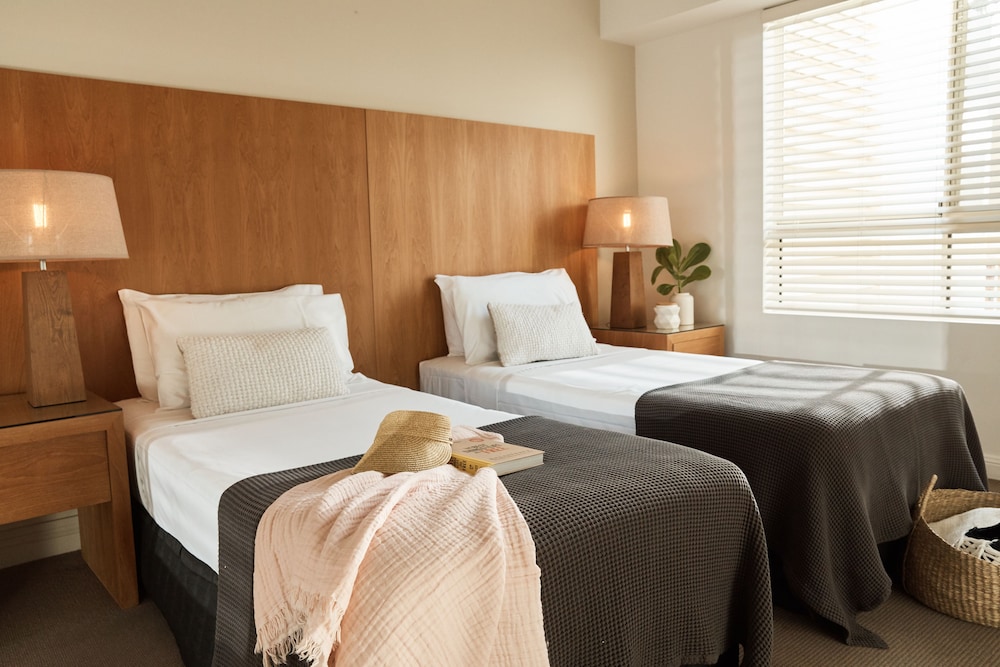 sea change beachfront apartments