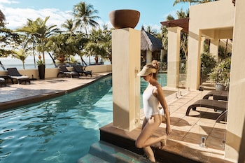 sea change beachfront apartments