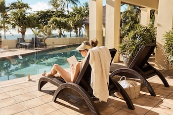 sea change beachfront apartments