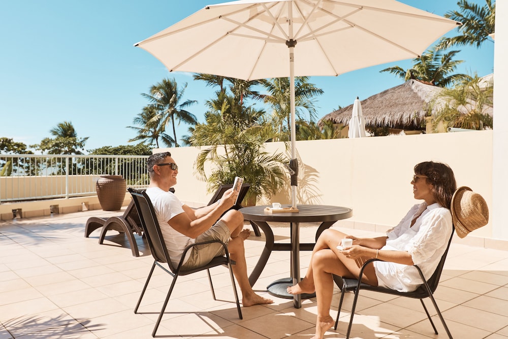 sea change beachfront apartments