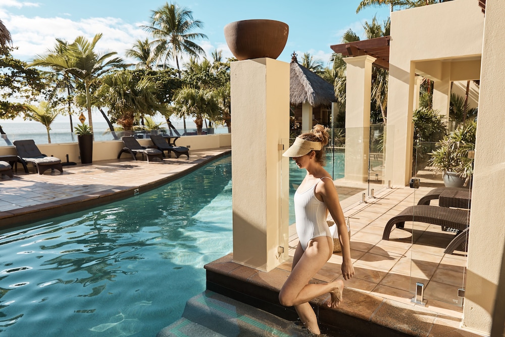 sea change beachfront apartments