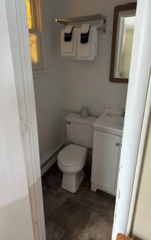 love hotels timberline at lake superior mi