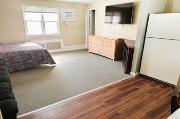 love hotels timberline at lake superior mi