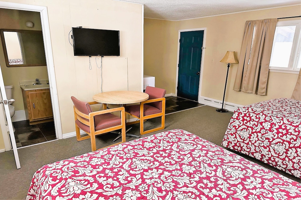 love hotels timberline at lake superior mi