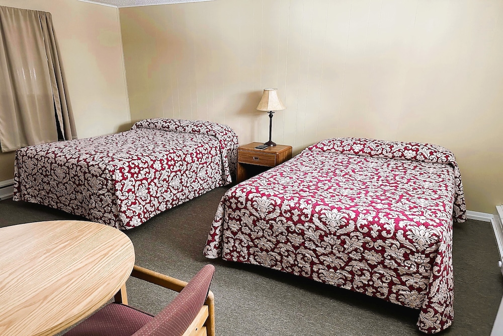 love hotels timberline at lake superior mi