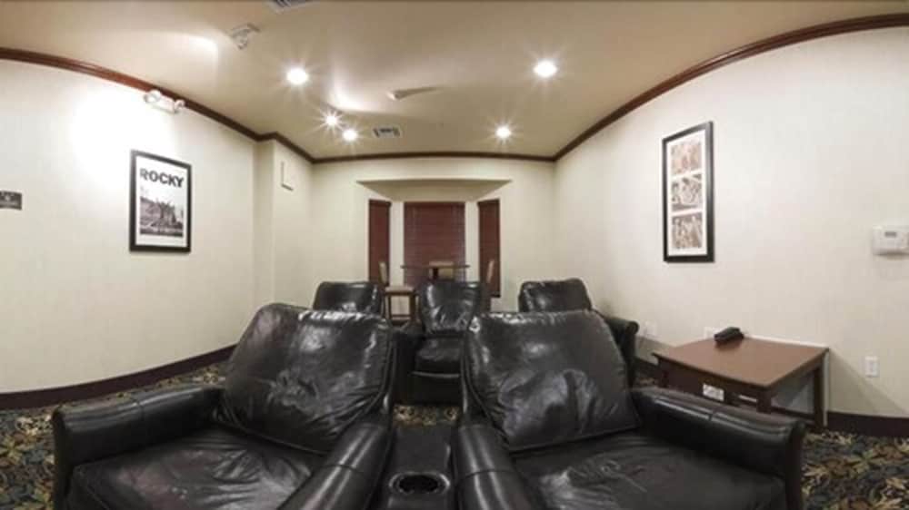 staybridge suites tucson airport by ihg