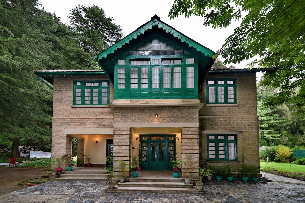 brij villa dalhousie