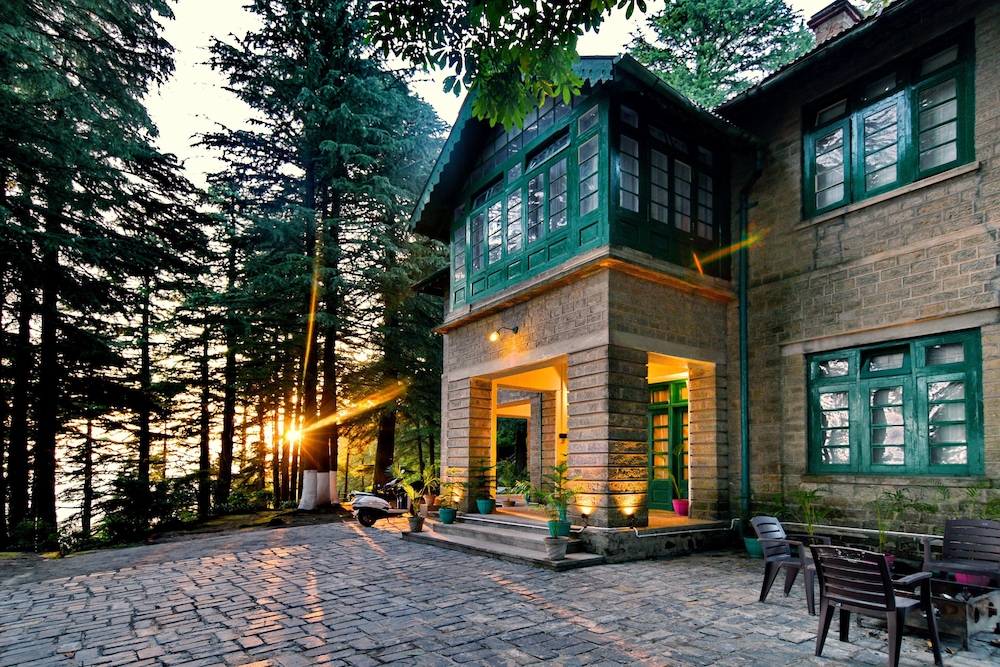 brij villa dalhousie