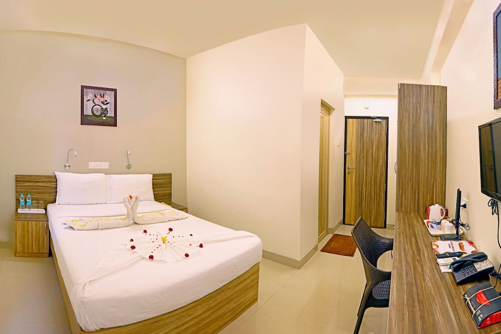 downtown business hotel