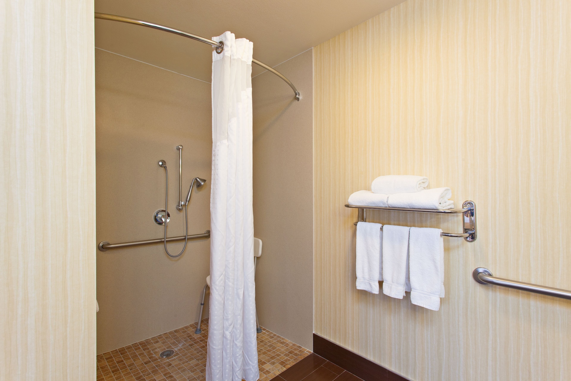 holiday inn express hotel and suites twentynine palms by ihg
