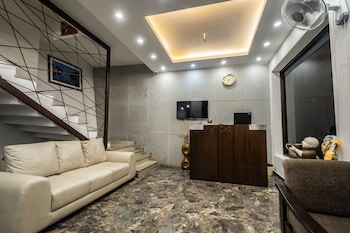 golden sunrise hotel