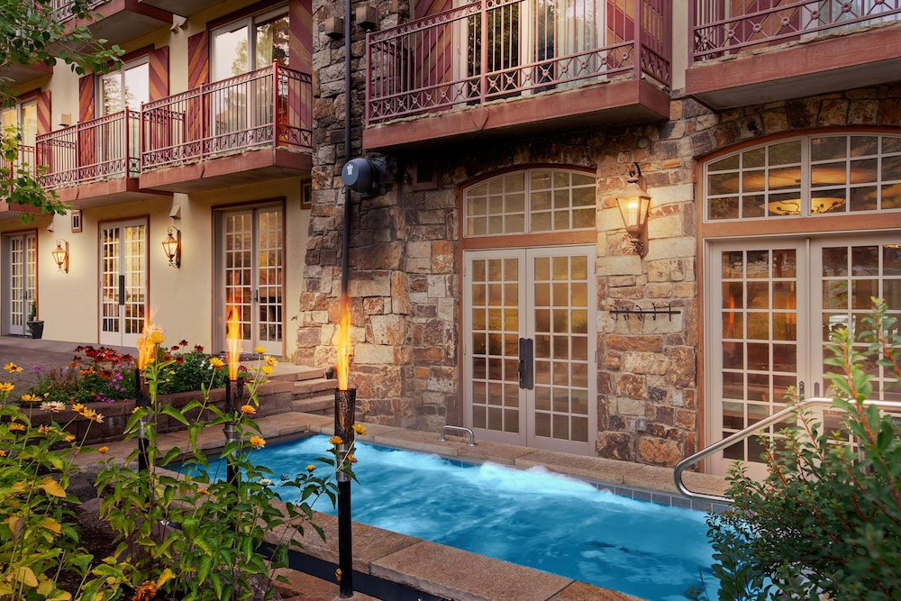 tivoli lodge