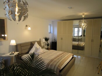 chalet valley