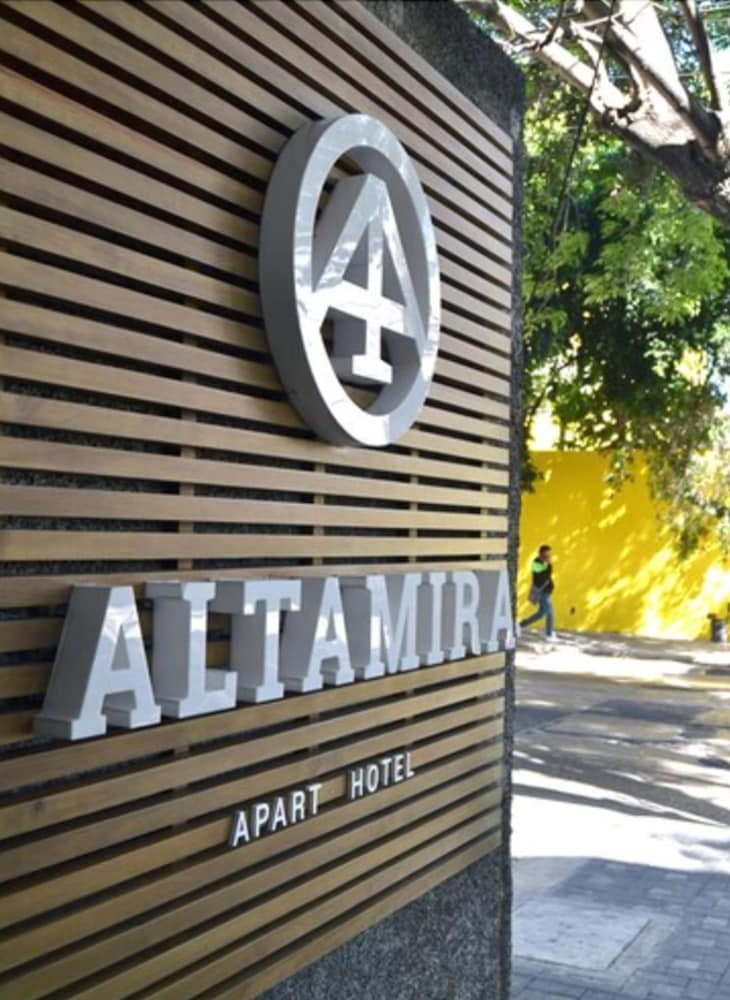 aparthotel altamira