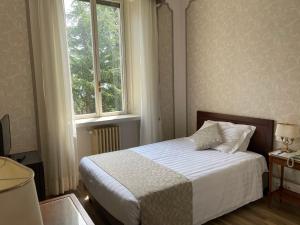 palace grand hotel varese