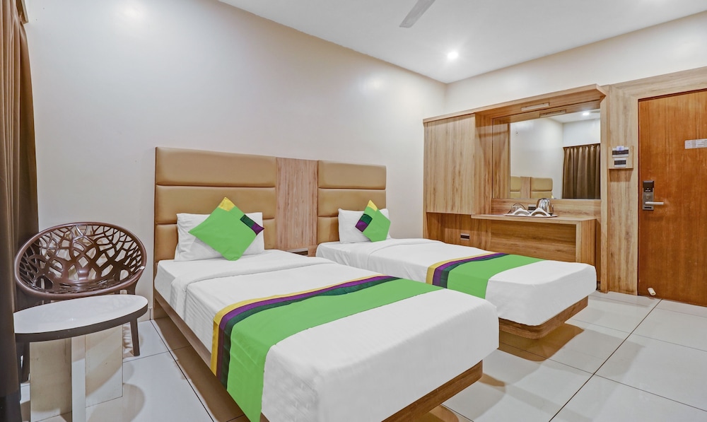 treebo trend silver key hotel