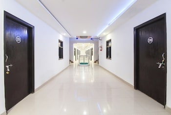 hotel taj paradise
