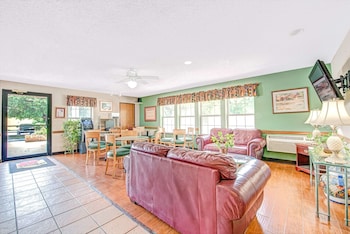 super 8 by wyndham san antonio fiesta