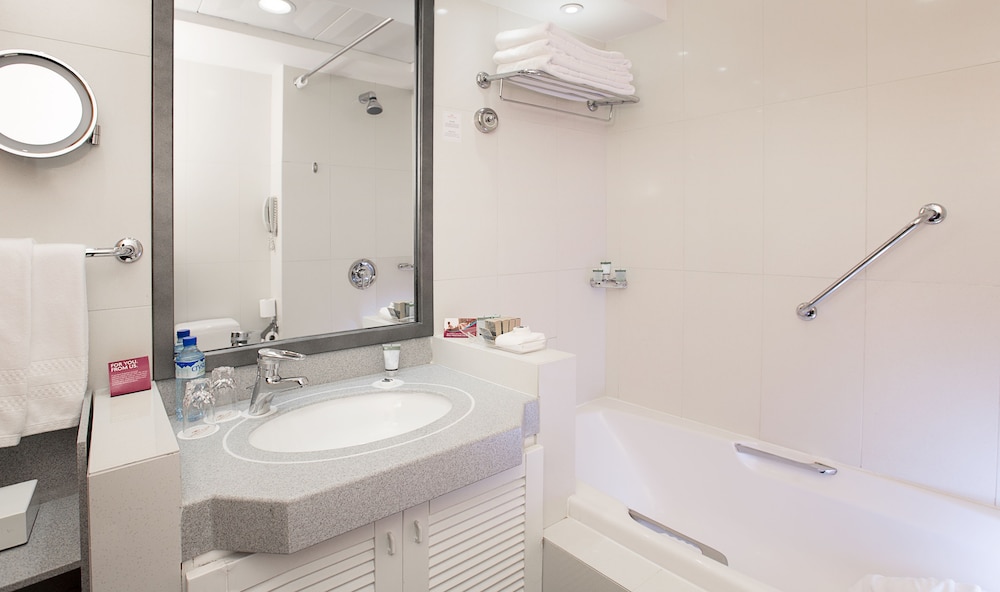 millennium plaza downtown suites