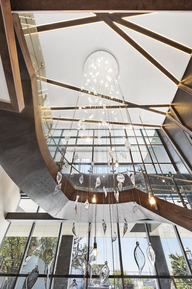 hotel indigo flushing