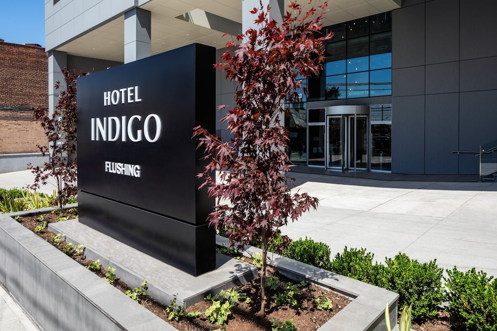 hotel indigo flushing