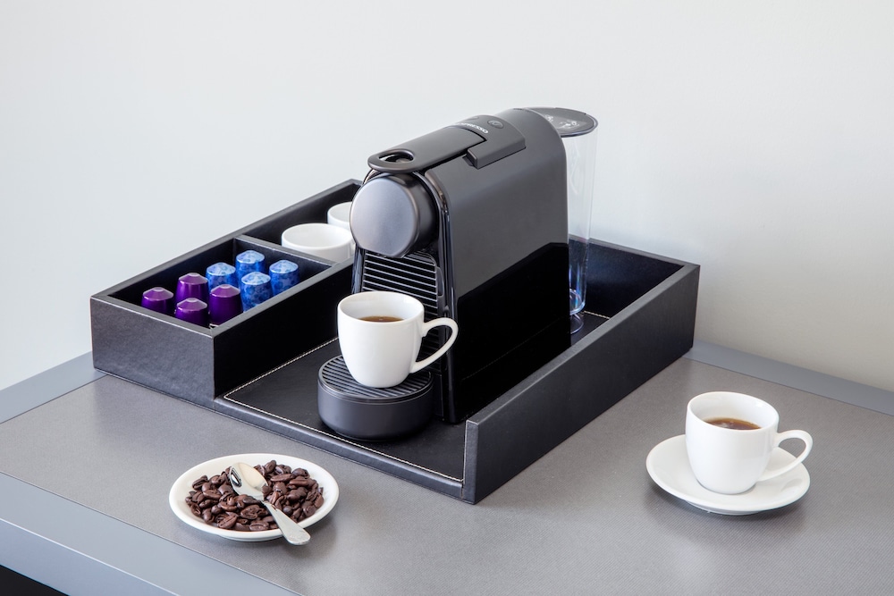 hotel indigo flushing