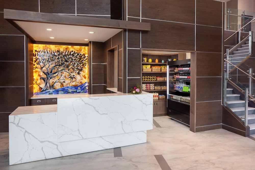 hotel indigo flushing