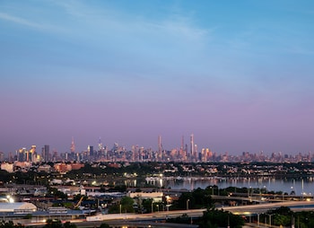 hotel indigo flushing