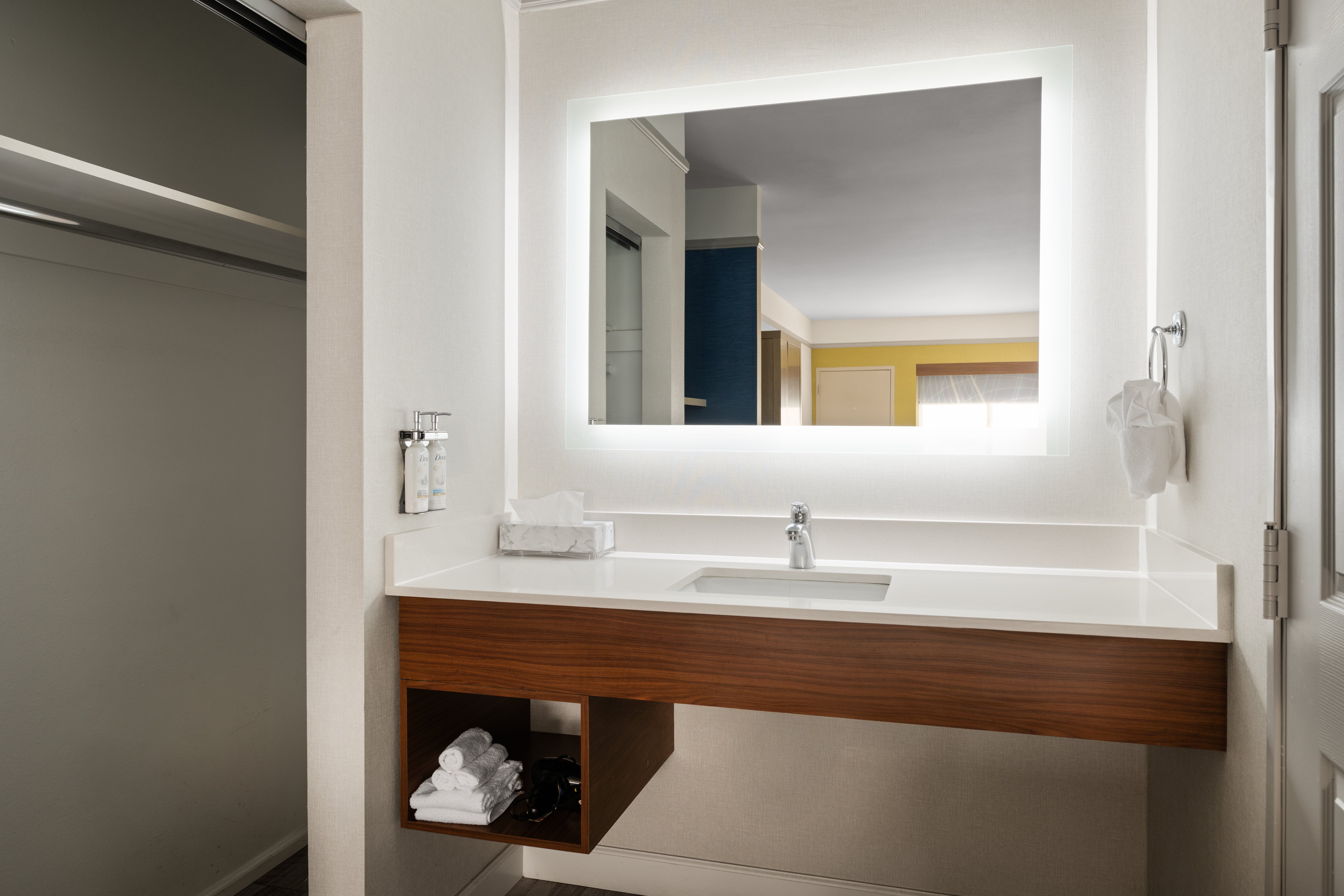 holiday inn express hotel and suites san dimas by ihg