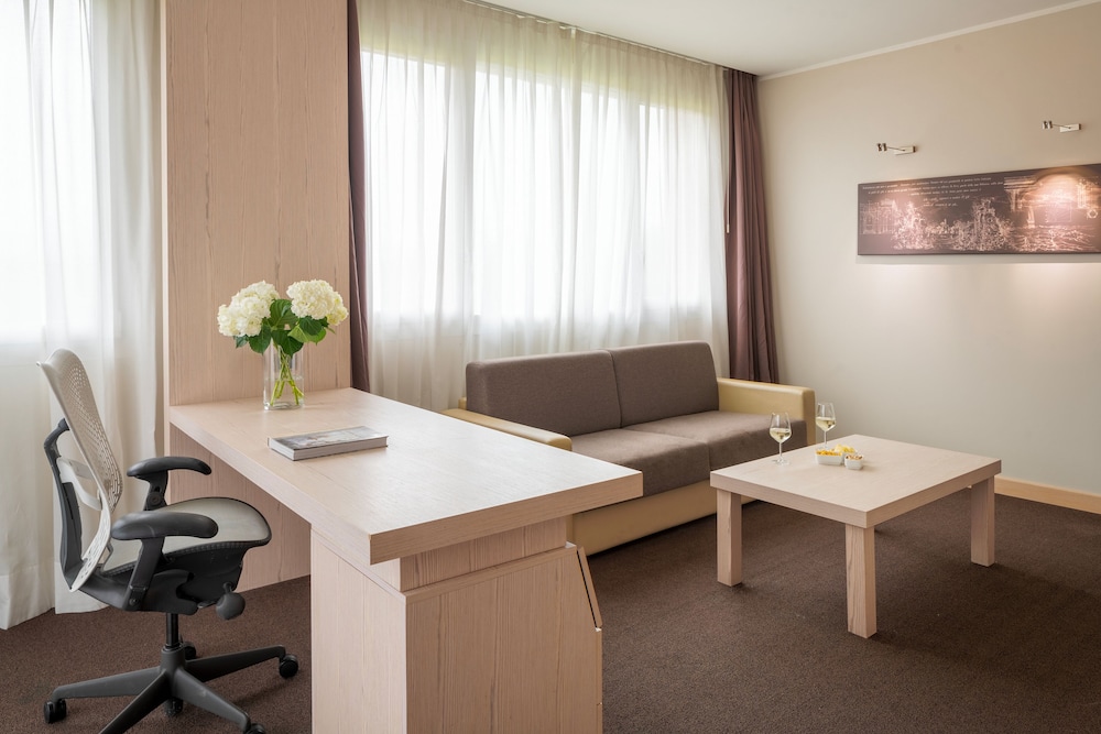 una hotels bologna san lazzaro