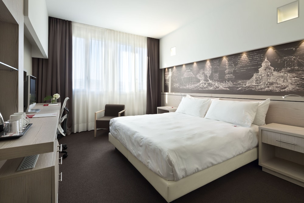 una hotels bologna san lazzaro
