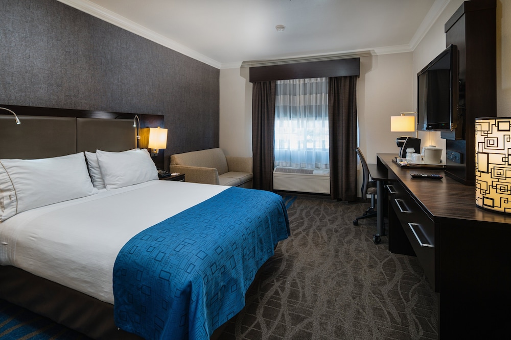 holiday inn express and suites santa clara by ihg