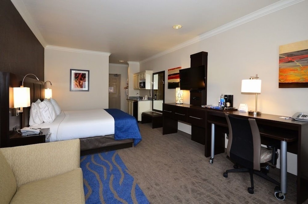 holiday inn express and suites santa clara by ihg