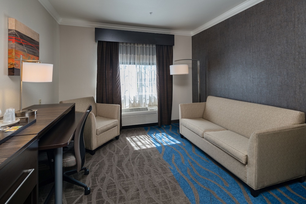 holiday inn express and suites santa clara by ihg