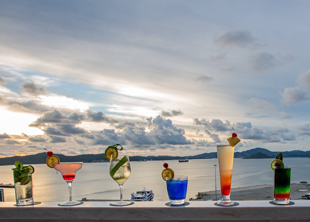 crowne plaza residences port moresby