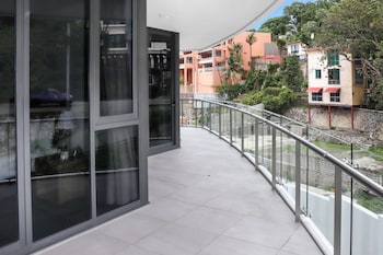 crowne plaza residences port moresby